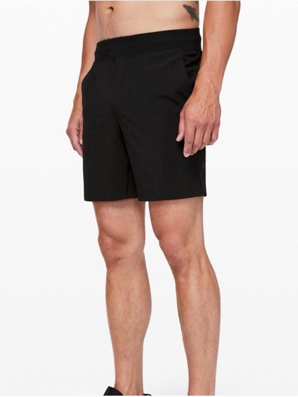 Lululemon T.H.E. Shorts with Built in Liner in Black Size XL